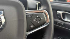 Volvo Xc40 2.0 B4P Plus Dark 5dr AWD Auto Petrol Estate